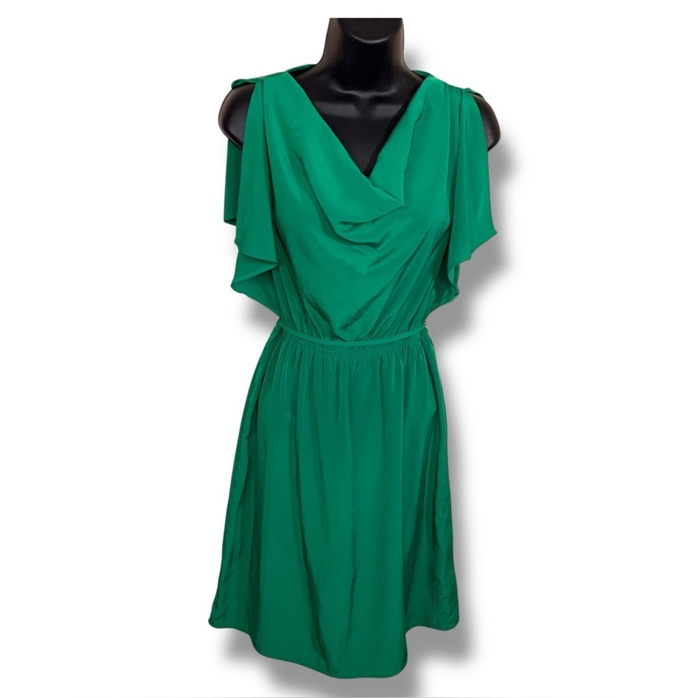 XS Mossimo Vibrant Green Satin Dress Belted Flowy Elastic Waist